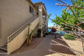 Photo #6: 6381462 Listing