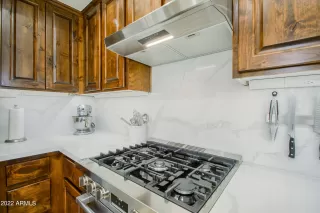 Photo #1: 6381473 Listing 