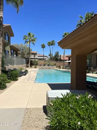 Photo #4: 6381566 Listing