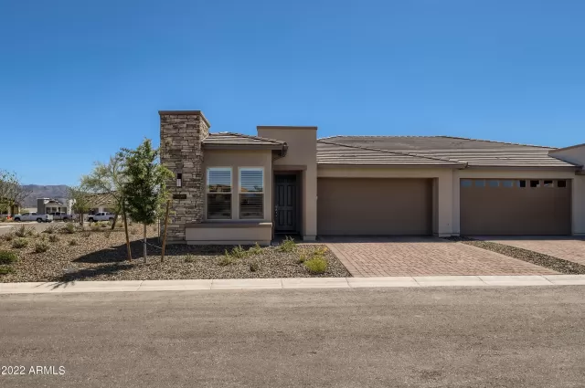 MLS: 6381574 Condo For Sale