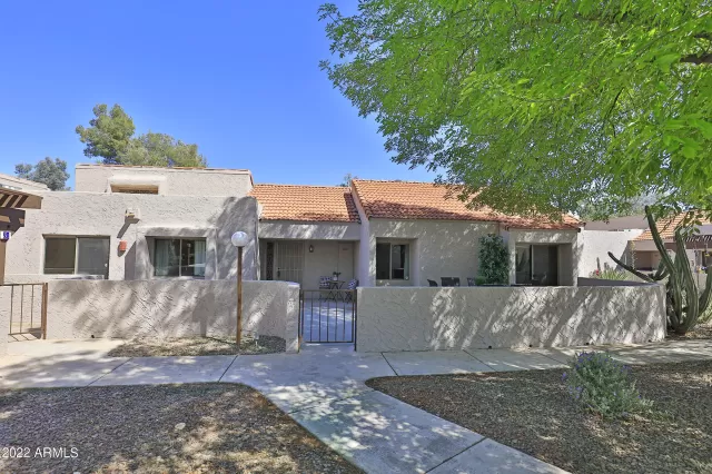 MLS: 6381577 Condo For Sale