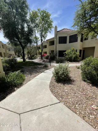 Photo #3: 6381706 Listing