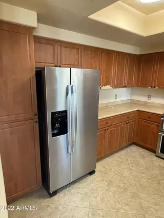 Photo #6: 6381706 Listing