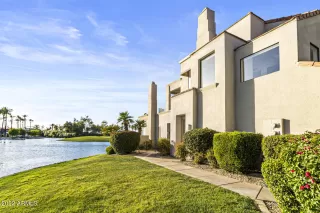 Photo #1: 6382016 Listing