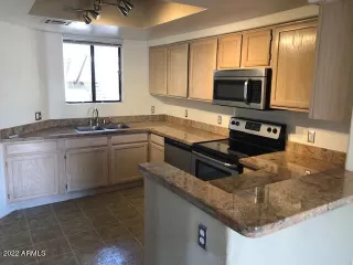 Photo #2: 6382051 Listing