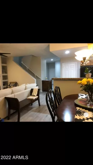 Photo #4: 6382102 Listing