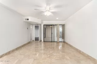 Photo #5: 6382176 Listing 