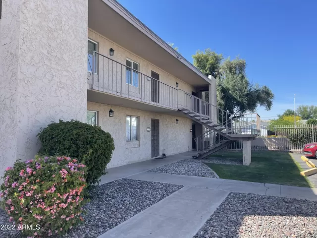 MLS: 6382270 Condo For Sale