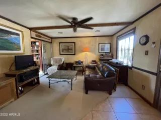 Photo #3: 6382270 Listing