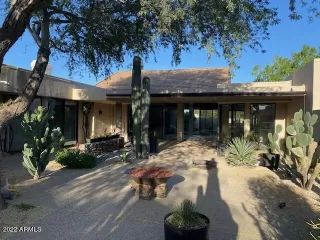 Photo #1: 6382437 Listing 