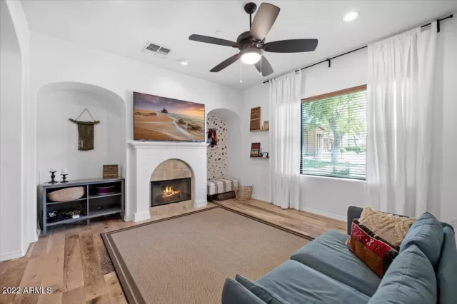 MLS: 6382454 Condo For Sale