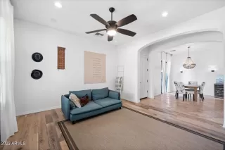 Photo #2: 6382454 Listing 