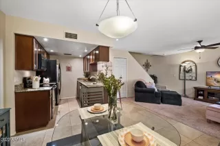 Photo #5: 6382490 Listing