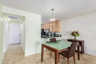 Photo #5: 6382677 Listing 