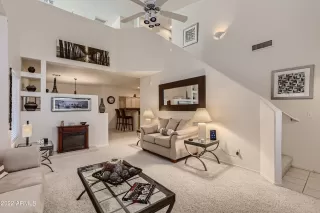 Photo #1: 6382698 Listing