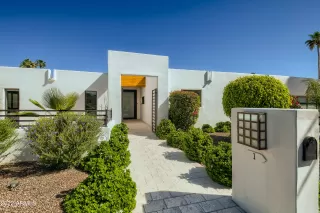 Photo #2: 6382703 Listing