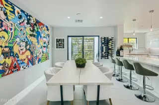 Photo #5: 6382703 Listing