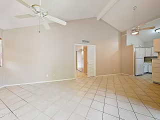 Photo #2: 6382761 Listing 
