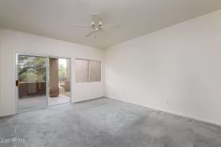 Photo #6: 6382836 Listing
