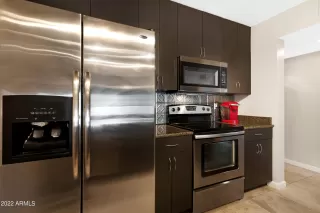 Photo #4: 6382861 Listing