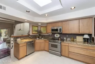 Photo #2: 6382965 Listing