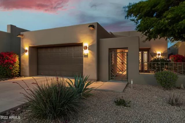 MLS: 6383110 Condo For Sale