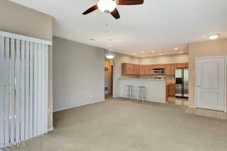 Photo #5: 6383129 Listing