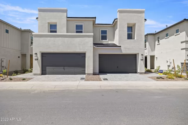 MLS: 6383227 Condo For Sale