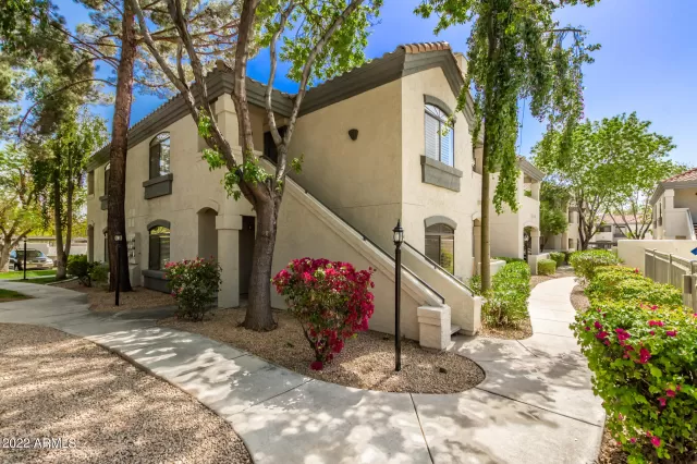 MLS: 6383406 Condo For Sale