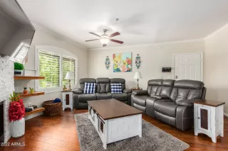 Photo #4: 6383406 Listing