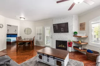 Photo #6: 6383406 Listing