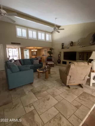 Photo #3: 6383445 Listing