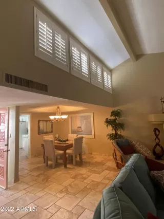 Photo #6: 6383445 Listing