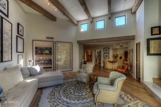 Photo #3: 6383507 Listing