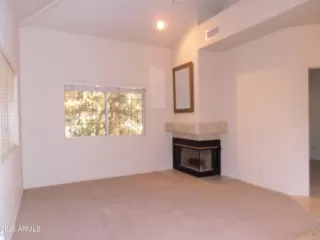 Photo #2: 6383683 Listing 
