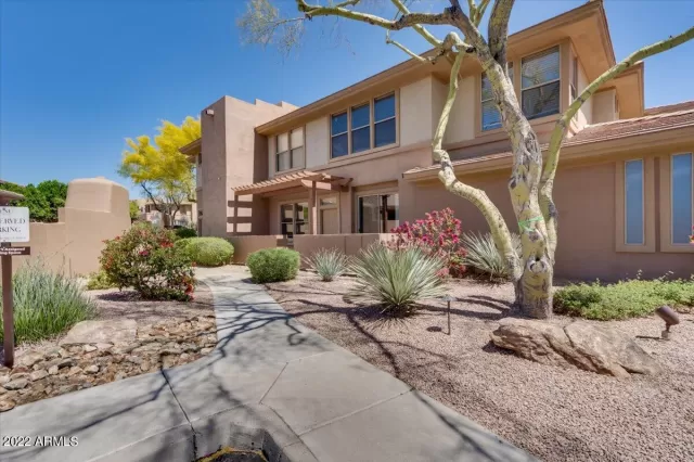 MLS: 6383792 Condo For Sale