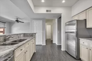 Photo #3: 6383792 Listing