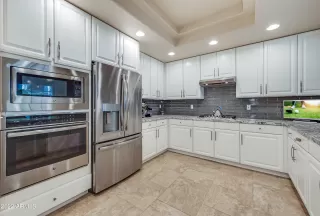 Photo #4: 6383895 Listing