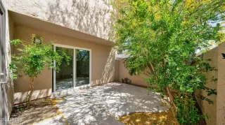 Photo #4: 6384037 Listing