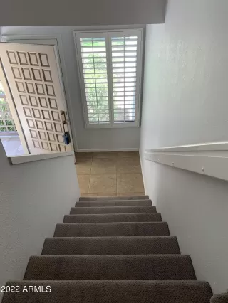 Photo #5: 6384072 Listing