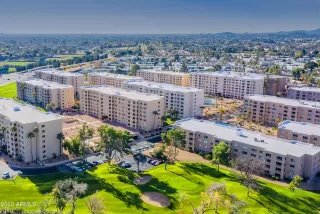 Photo #5: 6384093 Listing