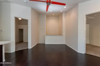 Photo #4: 6384219 Listing