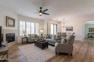 Photo #3: 6384449 Listing