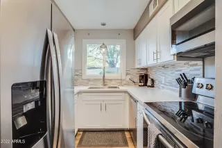 Photo #1: 6384767 Listing 