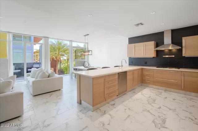 MLS: 6384908 Condo For Sale