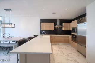 Photo #2: 6384908 Listing 