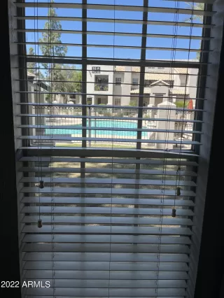Photo #5: 6384910 Listing