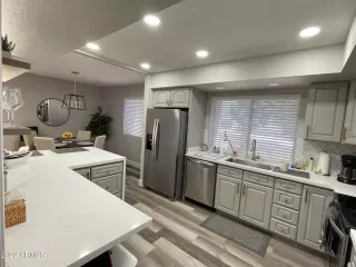 Photo #2: 6384989 Listing