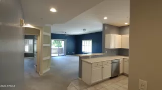 Photo #4: 6385109 Listing