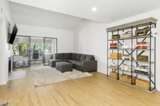 Photo #1: 6385374 Listing 